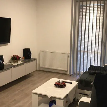 Byt Husova Ul. Lägenhet